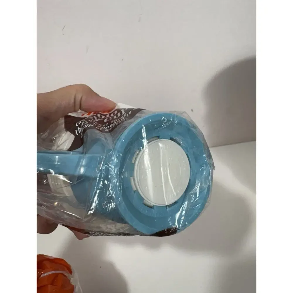 Vintage SOLO Cozy‎ Cups 25 Plastic Refills and 10 Lifetime Cup Holders Colorful